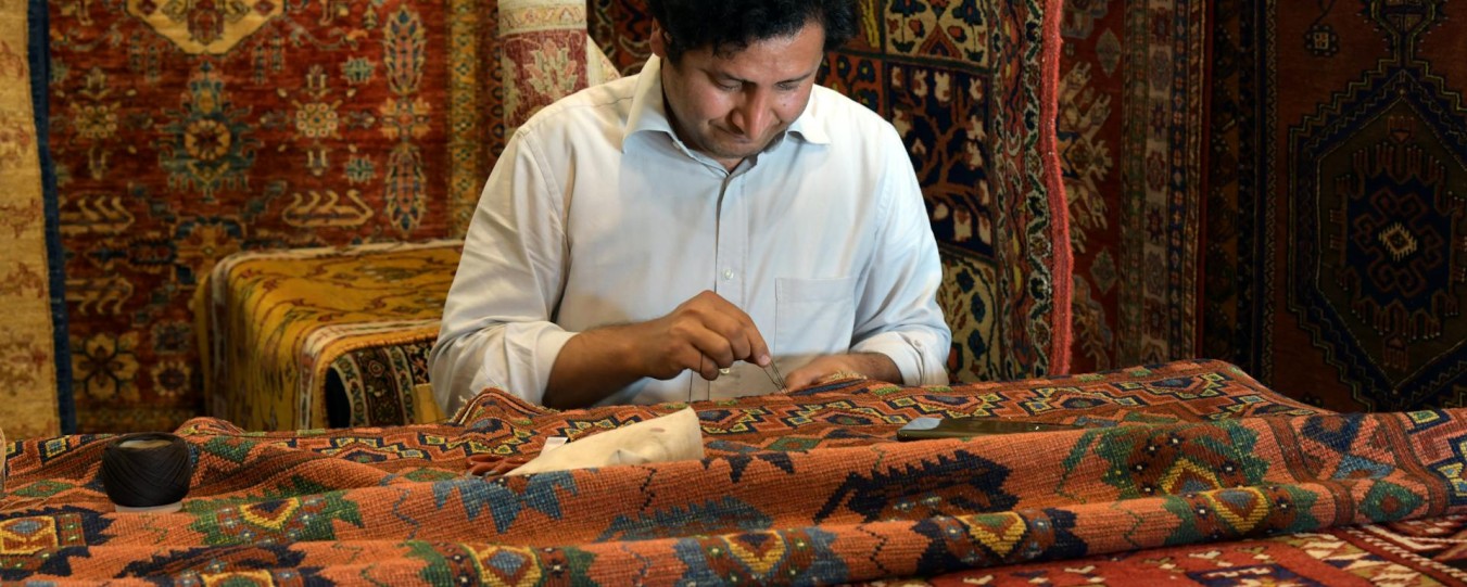 The Art of Handcrafted Rugs: A Journey Through Time